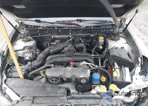 2013 Subaru Legacy 2.5I Limited из США, поврежденный, VIN 4S3BMCJ61D3006024